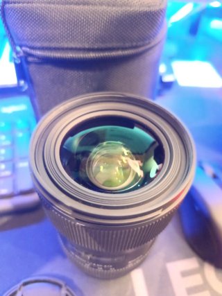 Sigma 18-35mm f/1.8 DC Objetivo EF