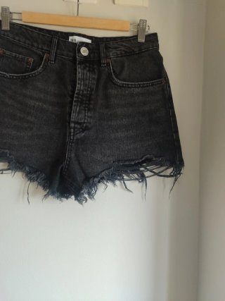 Shorts vaqueros  Zara