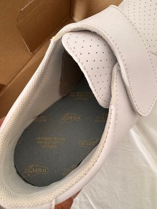 Zapatos blancos trabajo Talla 38