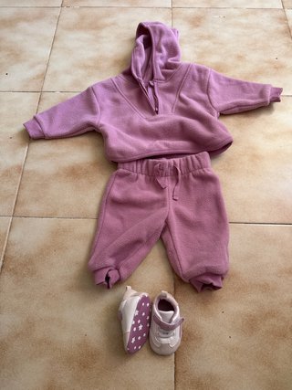 Conjunto bebé 0-3 meses + bambas