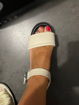 Sandalias Unisa Beige y Negro Talla 37