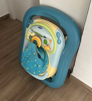 Andador Chicco Azul y Amarillo