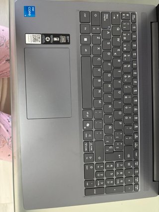 Portátil Lenovo IdeaPad Slim 3 16IRH10 de 16”