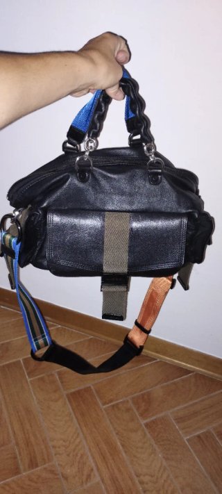 Borsa Diesel nera in pelle.