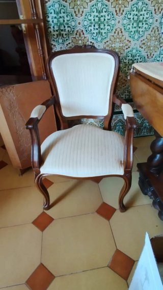 Lote Muebles Clásicos.