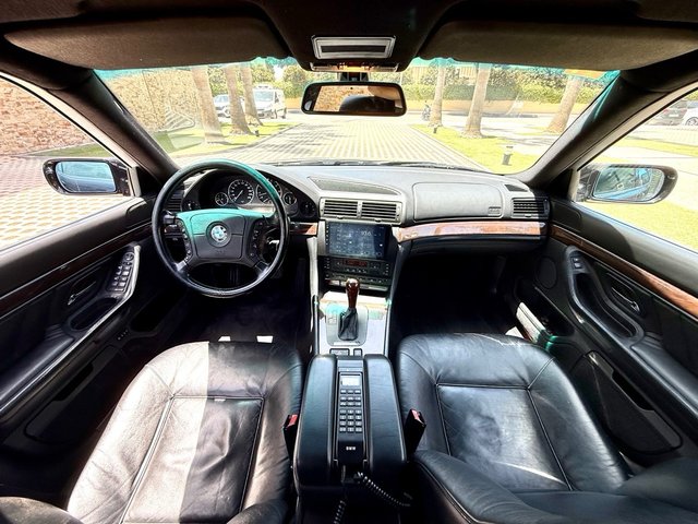 BMW Serie 750iL