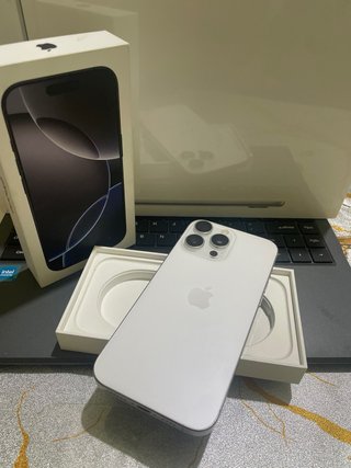 iPhone 16 PRO MAX *IMPECABLE*