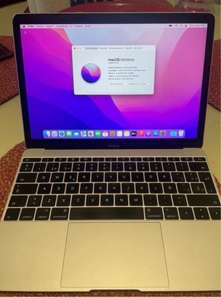 Portátil MacBook de 12 pulgadas con acabado en gri