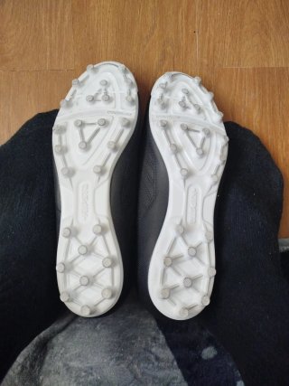 Botas de fútbol Kipsta Negras Talla 42