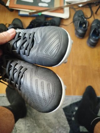 Botas de fútbol Kipsta Negras Talla 42