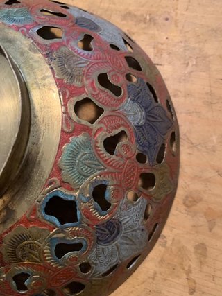 Centrotavola ottone decorato traforato