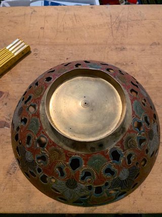 Centrotavola ottone decorato traforato