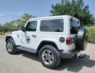 Jeep Wrangler 2.2 CRD Sahara 8ATX E6D