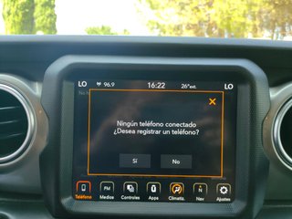 Jeep Wrangler 2.2 CRD Sahara 8ATX E6D
