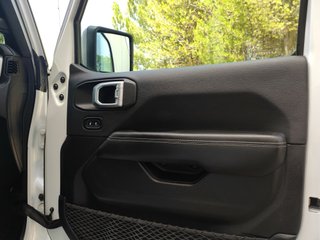 Jeep Wrangler 2.2 CRD Sahara 8ATX E6D