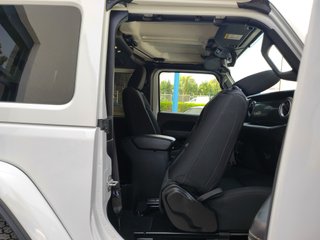 Jeep Wrangler 2.2 CRD Sahara 8ATX E6D