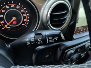 Jeep Wrangler 2.2 CRD Sahara 8ATX E6D