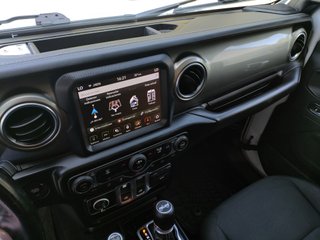 Jeep Wrangler 2.2 CRD Sahara 8ATX E6D