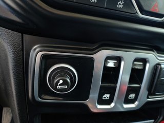 Jeep Wrangler 2.2 CRD Sahara 8ATX E6D
