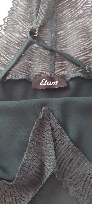Blusa de tirantes con encaje