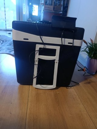 Nevera portátil coche termoeléctrica WOLTU.