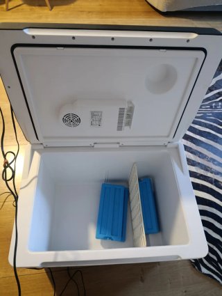 Nevera portátil coche termoeléctrica WOLTU.
