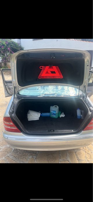 Mercedes-Benz 320 2002