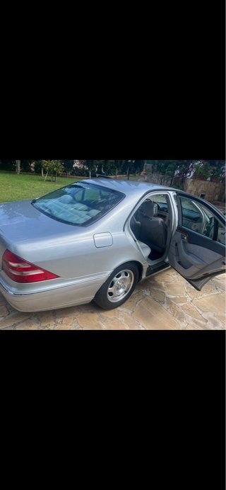 Mercedes-Benz 320 2002
