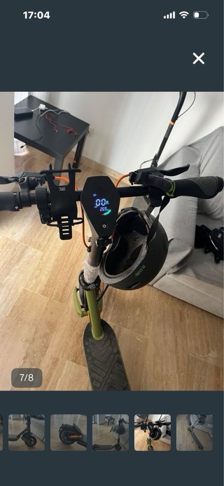 Patinete eléctrico verde