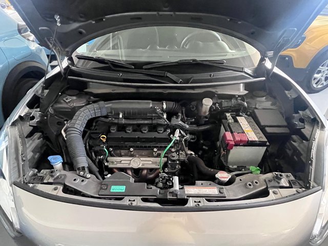 SUZUKI Swift 1.2 GLX SHVS