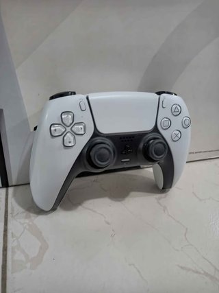 Play 5 1TB