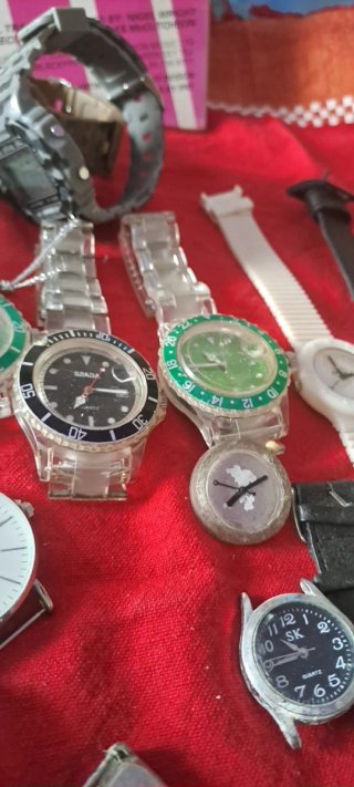 Lotto 28 Orologi Ricambi