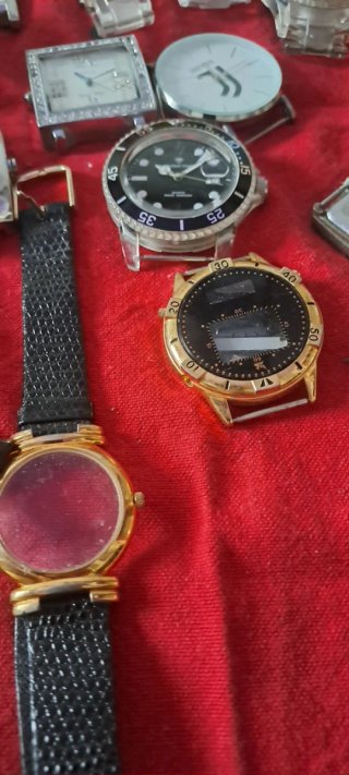 Lotto 28 Orologi Ricambi
