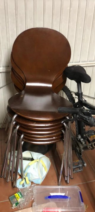 Lote de 7 Sillas de Madera y Metal
