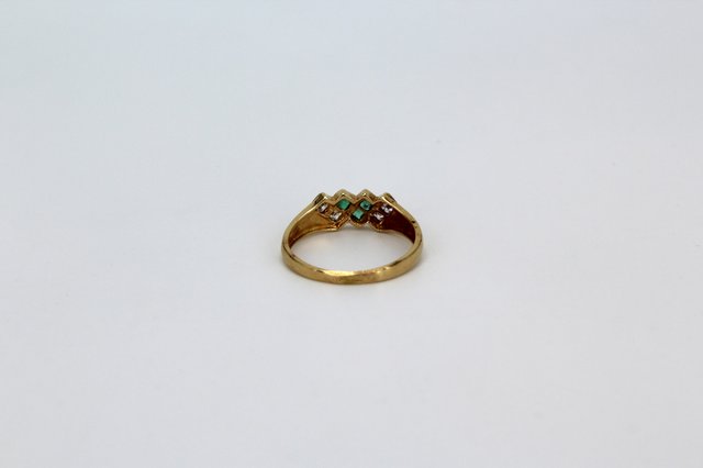 Anillo Oro 18k Circonitas Verdes y Blancas