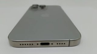 E588577-0 iPhone 16 Pro Max 256GB