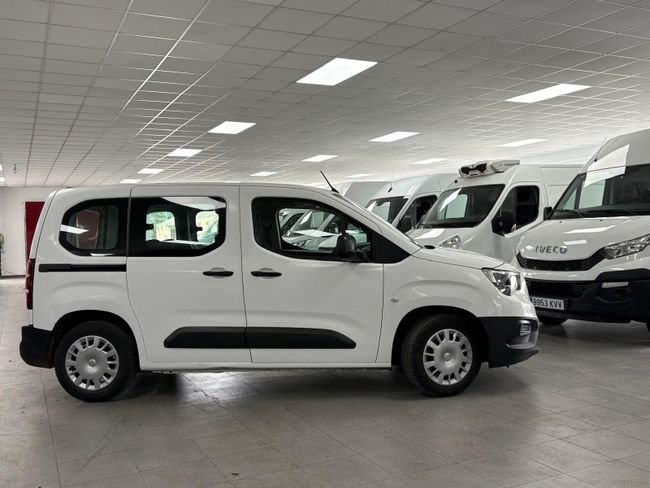 Opel Combo 2020, foto 2