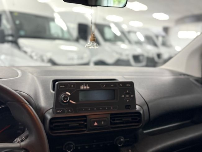 Opel Combo 2020, foto 15