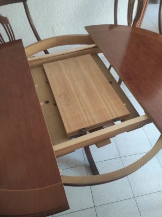 Conjunto mesa comedor extensible y 4 sillas