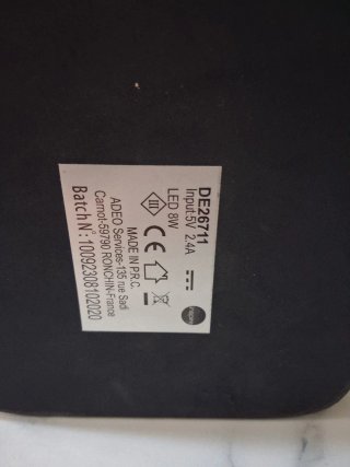 Lámpara Escritorio LED Negra 8W
