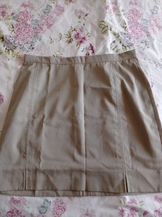 Lote 2 faldas y camiseta Stradivarius Talla M