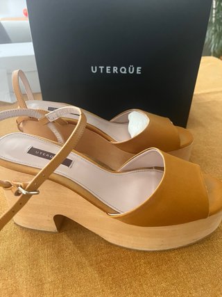 Cuñas Uterqüe Madera Ocre Talla 40