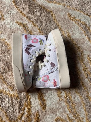 Zapatillas altas con plataforma y unicornios