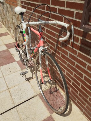 Bicicleta carretera Conor clásica
