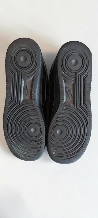 Nike Air Force 1 Negras
