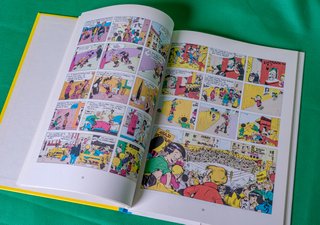 Cómic “4 aventuras de Spirou y Fantasio” Franquin