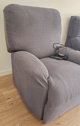 Sillón elevador eléctrico gris