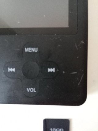 Reproductor MP3 16GB con Cargador