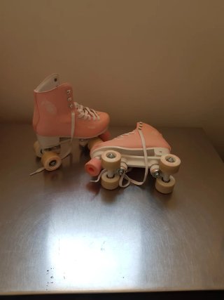 Patines 4 ruedas talla 38 + bolsa