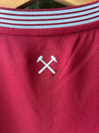 Camiseta West Ham Umbro Local 25/26